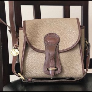 Dooney & Bourke purse